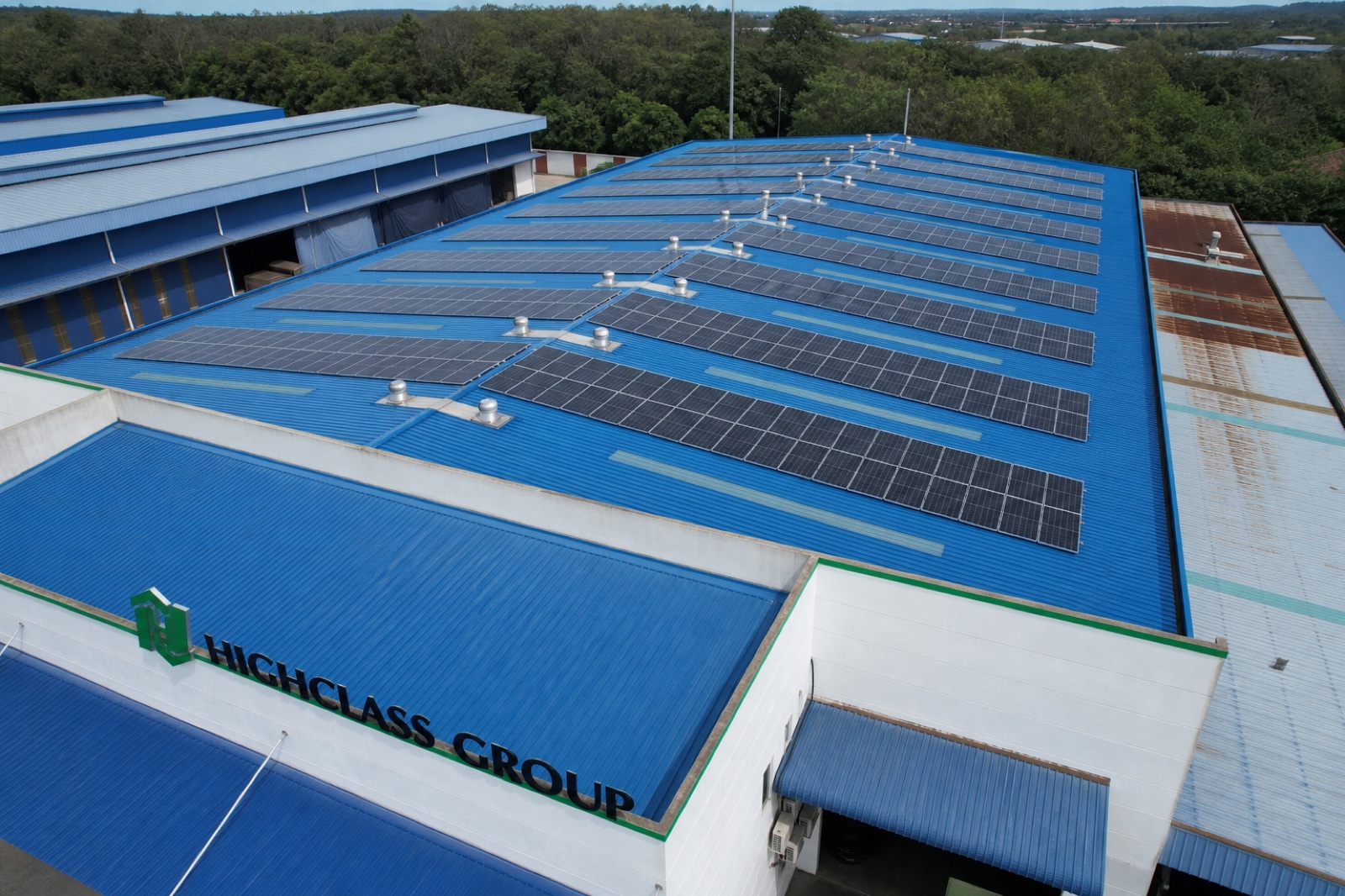 Solar for your factory, office, or retail rooftop · SS Solar
